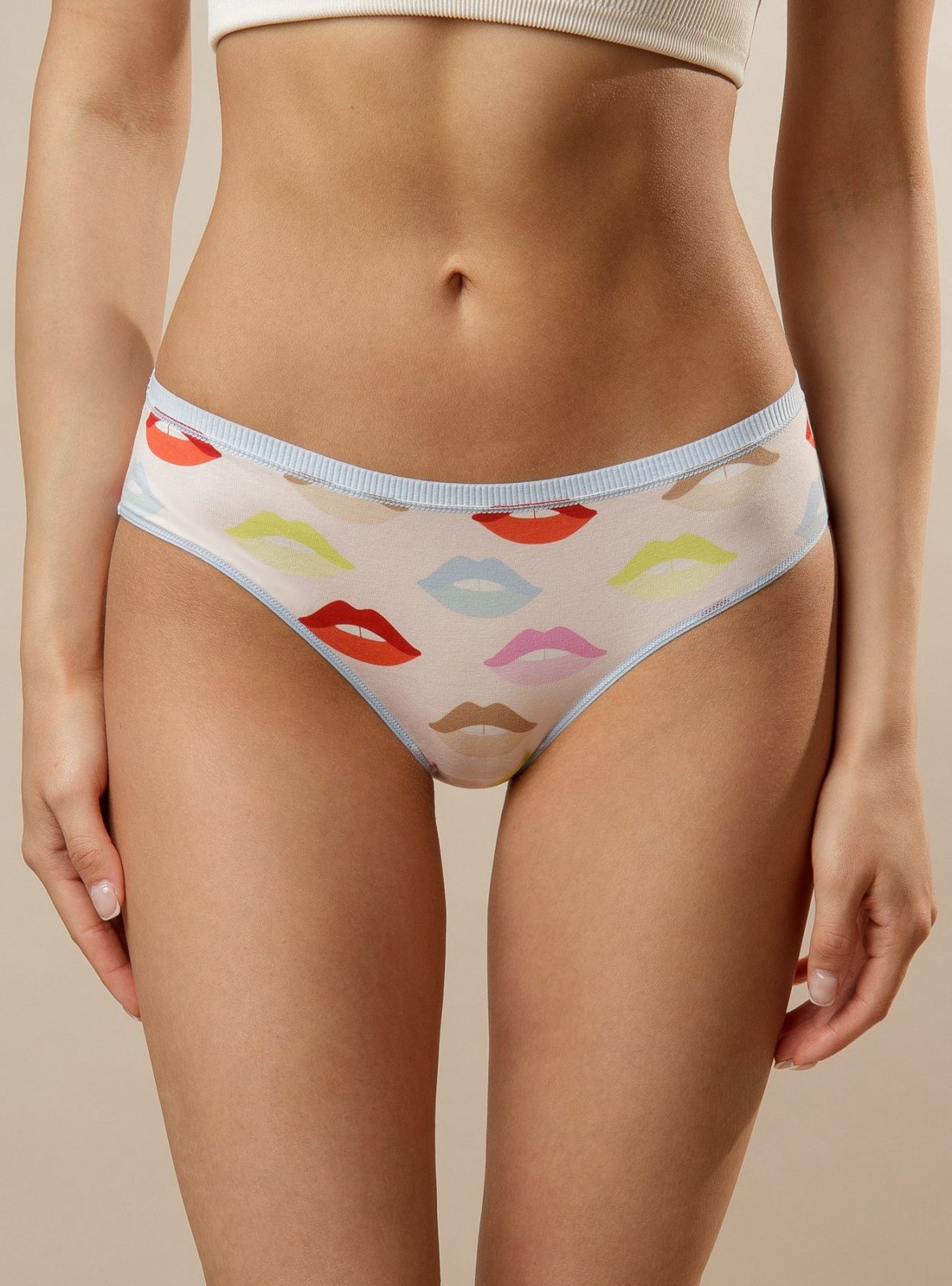 Женские трусы Indefini (Арт.124000-3037LUF)