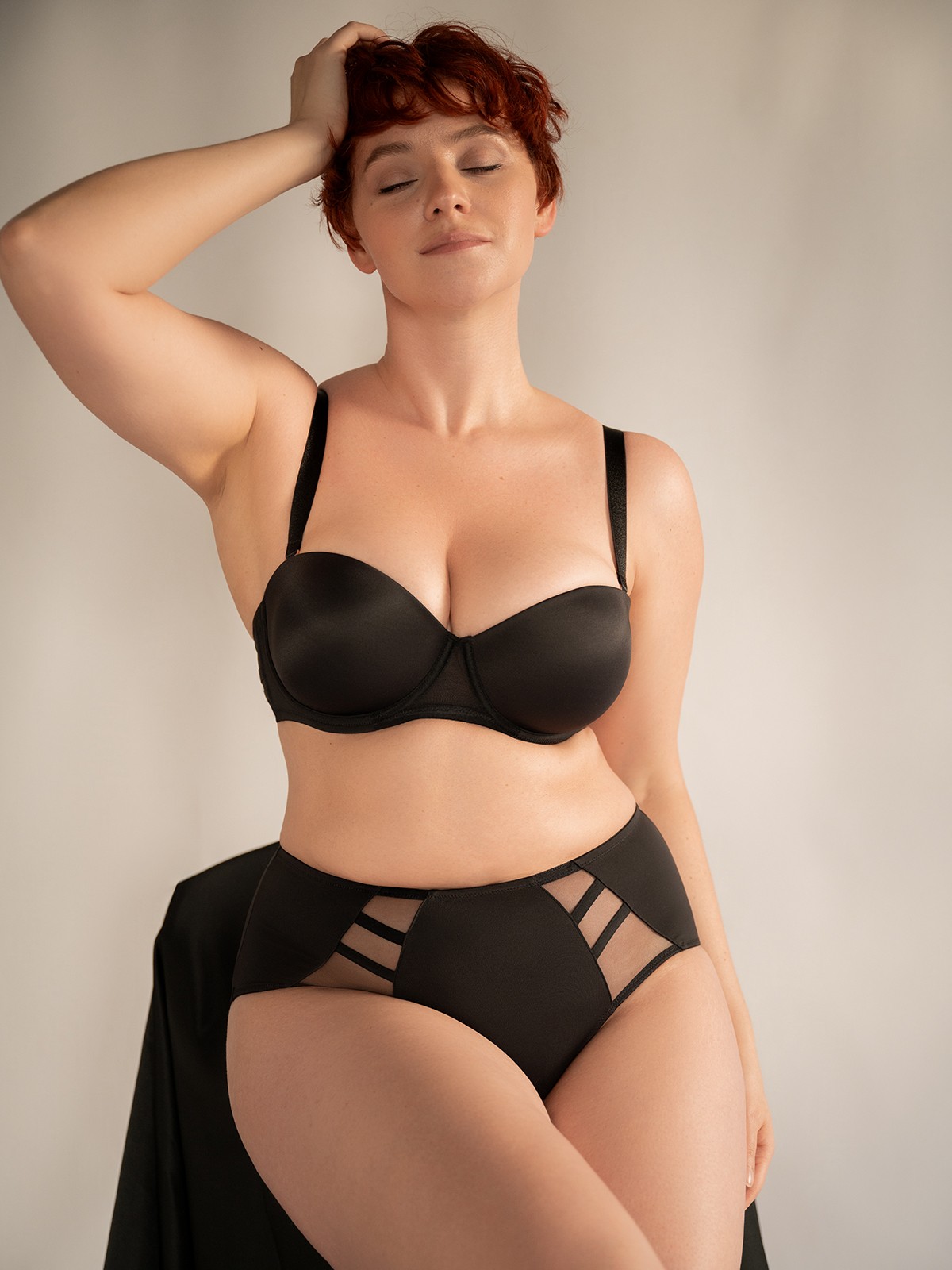 Комплект нижнего белья Indefini (Арт. 4226WXY-K)