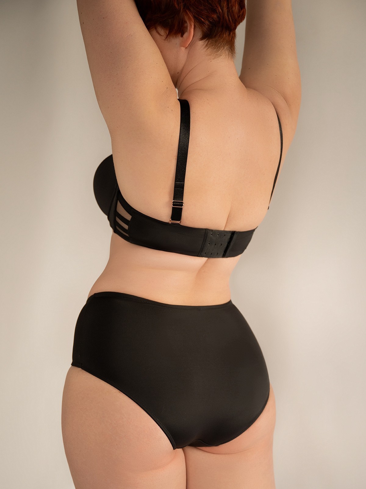 Комплект нижнего белья Indefini (Арт. 4226WXY-K)