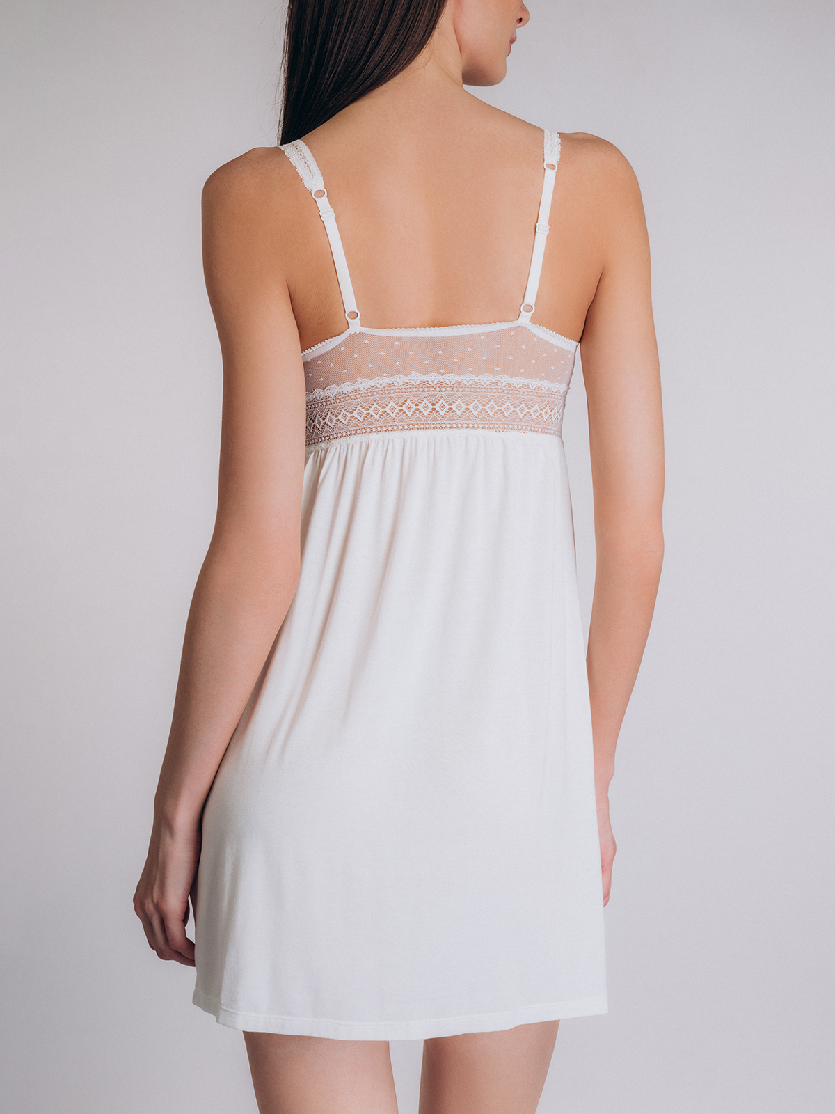 Женская сорочка на тонких лямках с кружевом (Арт. 5019SDD)