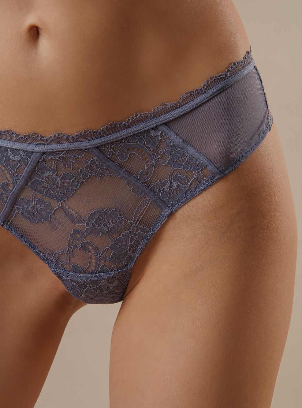 Женские трусы стринги Indefini (Арт.238000-1176WDV)