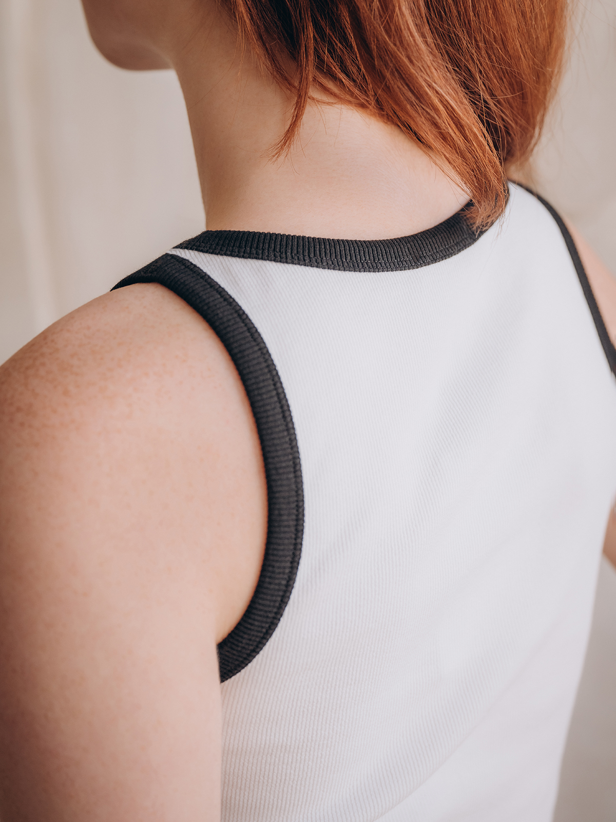 Белый женский топ-майка Indefini (Арт. 5103TDJ)