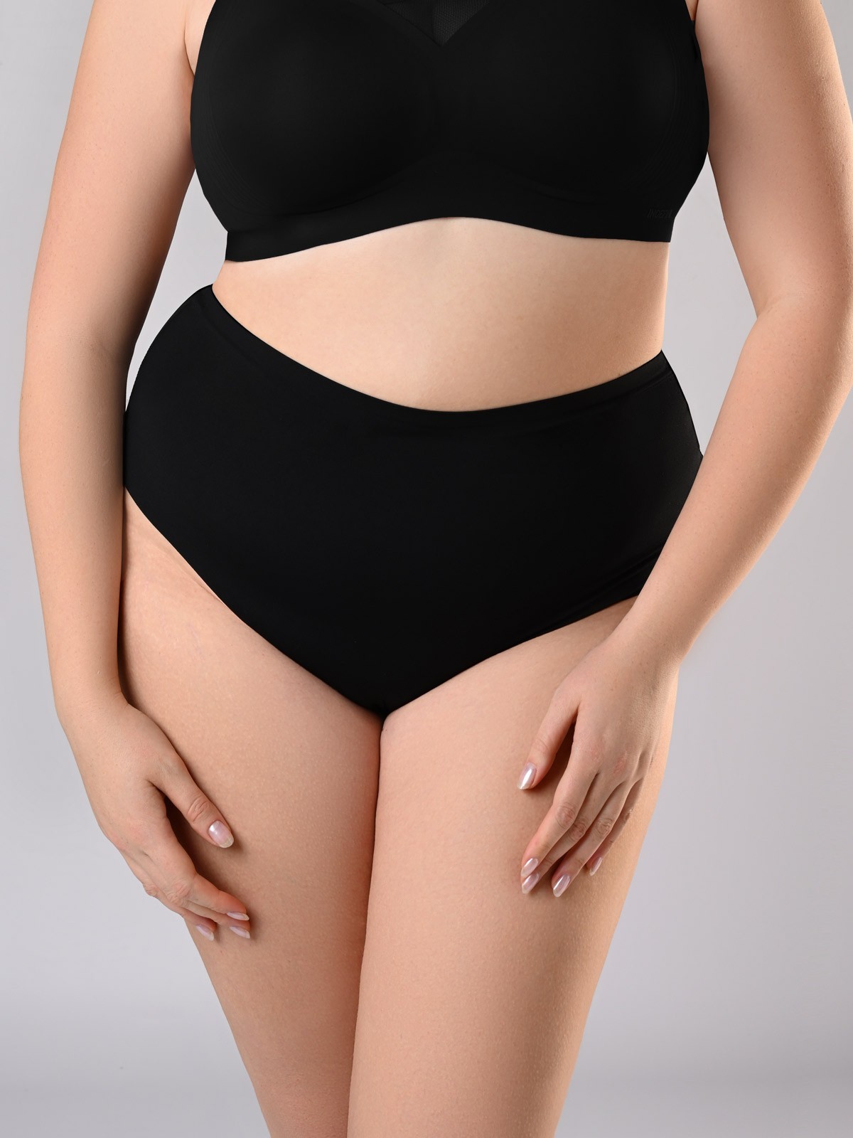 Женские трусы стринги Indefini (Арт. 4170WGV)