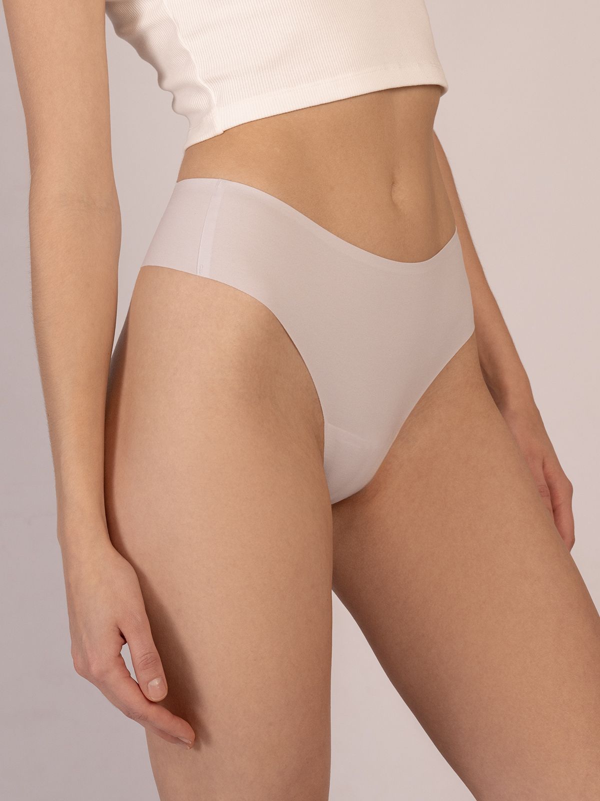 Женские трусы стринги Indefini (Арт. 4195WDV)