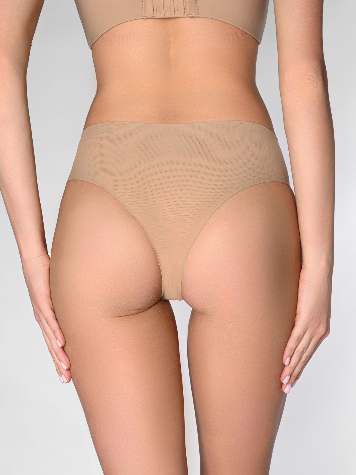 Женские трусы стринги Indefini (Арт. 4136WDV)